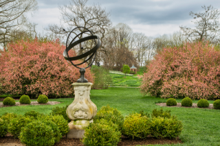 Image from the book "Du Pont Gardens of the Brandywine Valley."